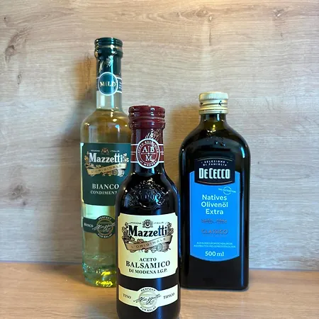 Rema Homes - Gesamte Wohnung, Kueche, Parkplatz, Terrasse *